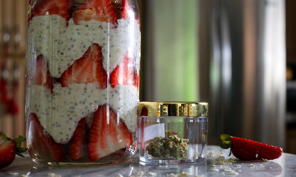 Fourth of July Cannabis Recipe: Strawberry Cough-Infused Overnight Oats